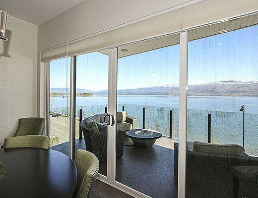 Sunrise Beach House - 5 Bdrm + Den HT - West Kelowna