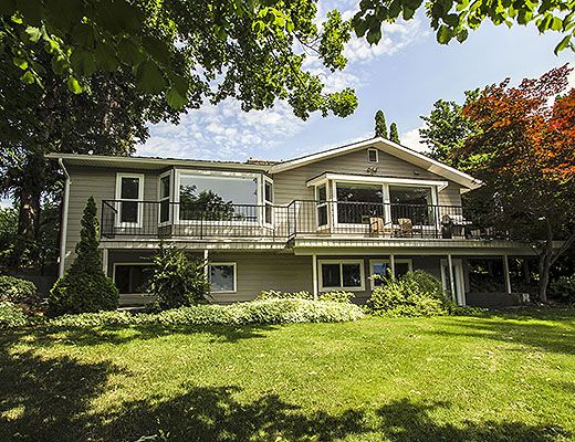 The Lake House - 3 Bdrm - West Kelowna