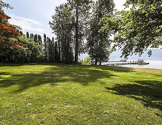 The Lake House - 3 Bdrm - West Kelowna