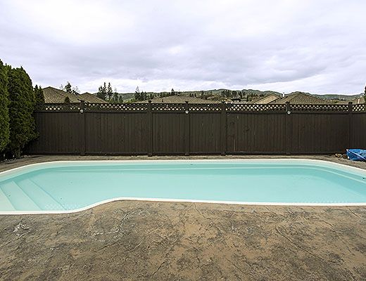 Hidden Gem - 3 Bdrm w/ Pool HT - Kelowna (CVH)