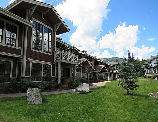 Stone's Throw #12 - 2 Bdrm HT - Sun Peaks