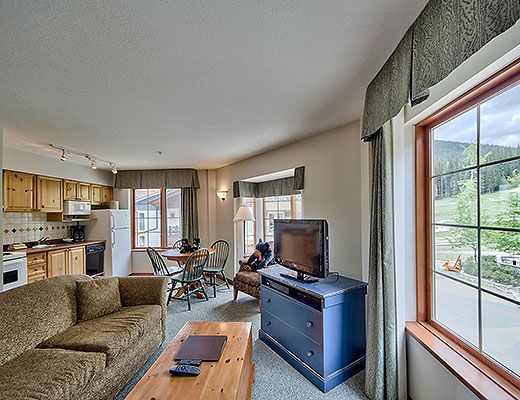 Hearthstone Lodge #318 - 1 Bdrm - Sun Peaks