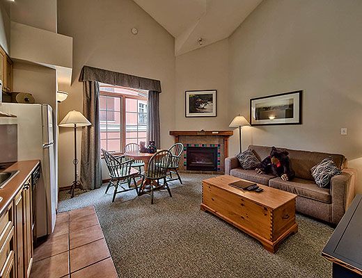 Hearthstone Lodge #402 - 1 Bdrm - Sun Peaks