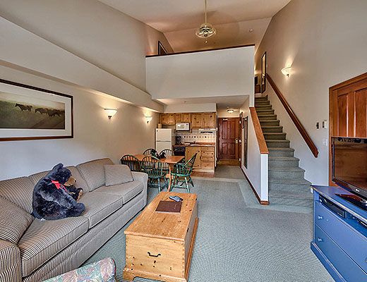 Hearthstone Lodge #403 - Studio + Loft (Family Suite) - Sun Peaks