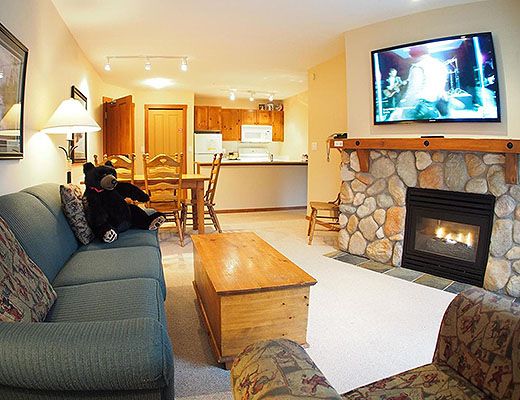 Fireside Lodge #302 - 2 Bdrm - Sun Peaks