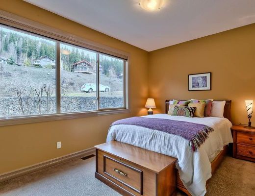 Soleil Chalet - 4 Bdrm HT - Sun Peaks