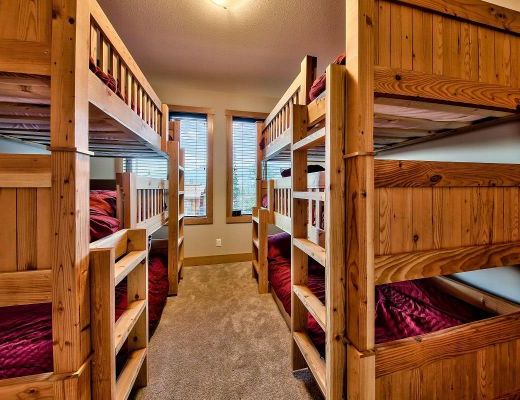 Lookout Lodge - 3 Bdrm HT - Sun Peaks