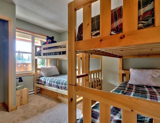 Crystal Forest #50 - 4 Bdrm HT - Sun Peaks