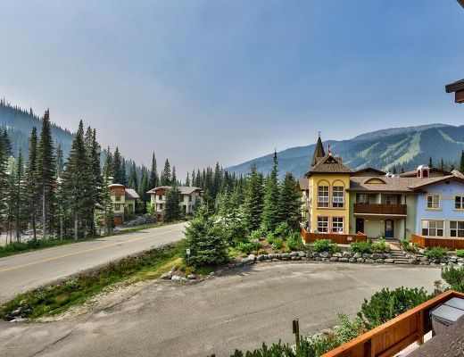 Crystal Forest #50 - 4 Bdrm HT - Sun Peaks