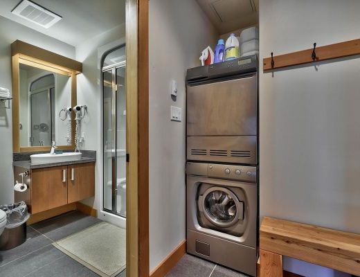 Kookaburra Lodge #202 - 1 Bdrm - Sun Peaks