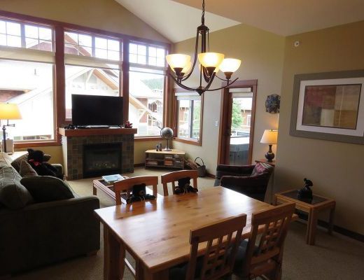 Settlers Crossing #42 - 2 Bdrm HT - Sun Peaks