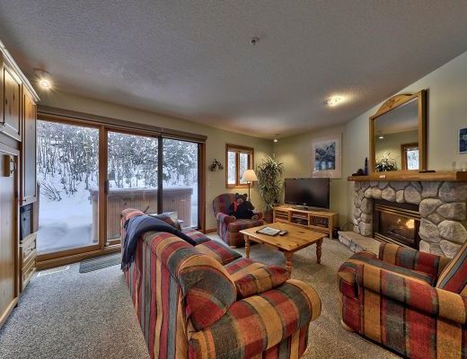 Snow Creek Village #20 - 2 Bdrm HT - Sun Peaks