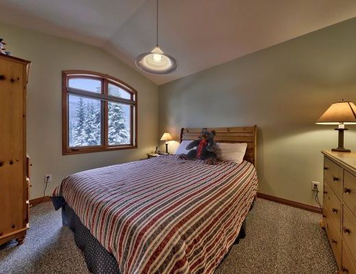 Snow Creek Village #20 - 2 Bdrm HT - Sun Peaks