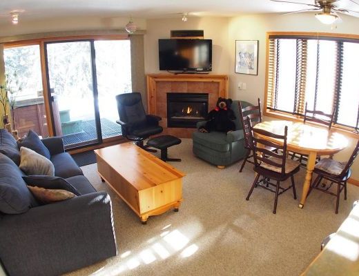 Snow Creek Village #37 - 2 Bdrm HT - Sun Peaks