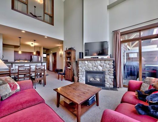 Stone's Throw #55 - 3 Bdrm HT - Sun Peaks