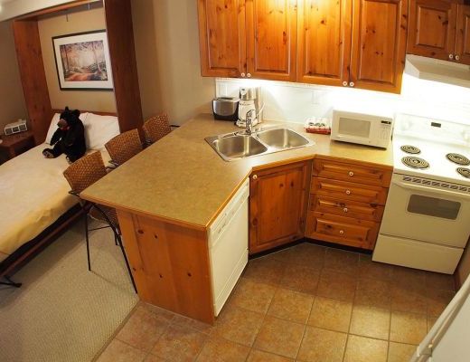 Timberline Village #40 (+ #45 Suite) - 4 Bdrm HT - Sun Peaks