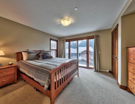 Trapper's Landing #07 - 2 Bdrm + Den HT - Sun Peaks