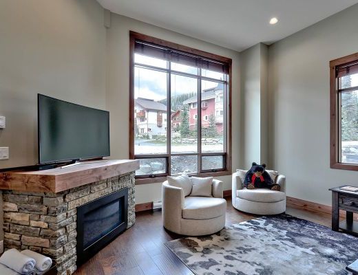 Village Walk #21 - 3 Bdrm + Den HT - Sun Peaks