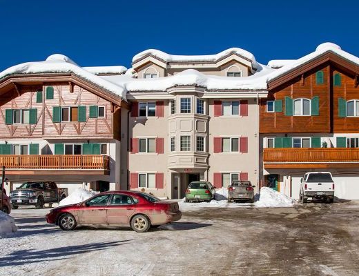 Timberline Village - Sun Peaks