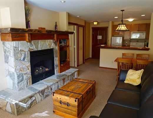 Snow Creek Lodge #205 - 1 Bdrm - Fernie (FC)