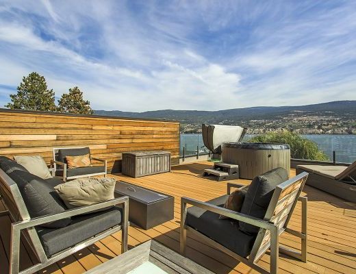 Contemporary Paradise - 4 Bdrm HT + Carriage House - Summerland