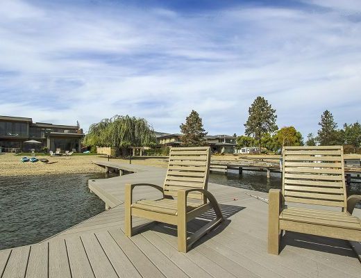 Contemporary Paradise - 4 Bdrm HT + Carriage House - Summerland