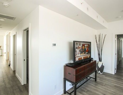 1151 Sunset Drive #1802 - 2 Bdrm + Den - Kelowna 