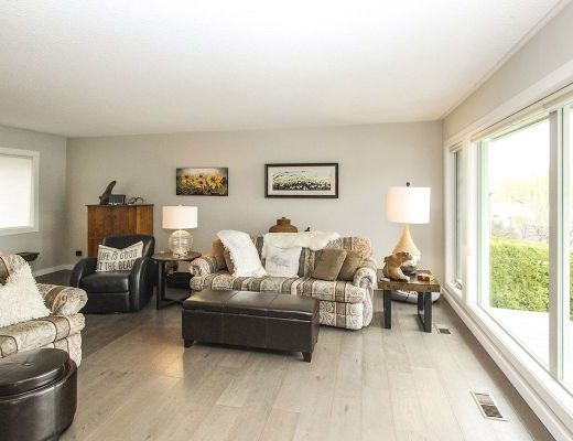 Kalamalka Beach House - 4 Bdrm - Vernon