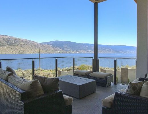 Okanagan Lakeview Retreat - 4 Bdrm w/ Pool HT - Summerland