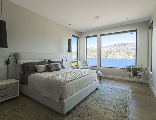 Okanagan Lakeview Retreat - 4 Bdrm w/ Pool HT - Summerland