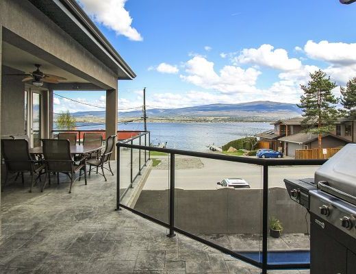 Steps to the Beach - 5 Bdrm + Den w/ Pool - West Kelowna