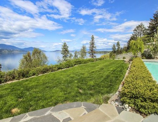 Luxury Look Out - 4 Bdrm Lakeview w/ Pool - Kelowna