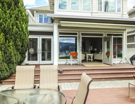 Okanagan Summer Home - 4 Bdrm w/Boat Lift - Kelowna 