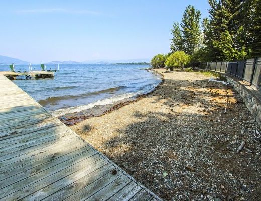 The Lake Estate - 5 Bdrm Lakefront w/Pool - Kelowna (CVH)