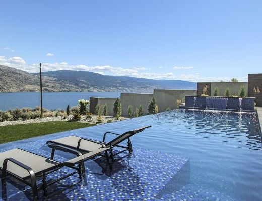 Okanagan Lakeview Retreat - 4 Bdrm w/ Pool HT - Summerland