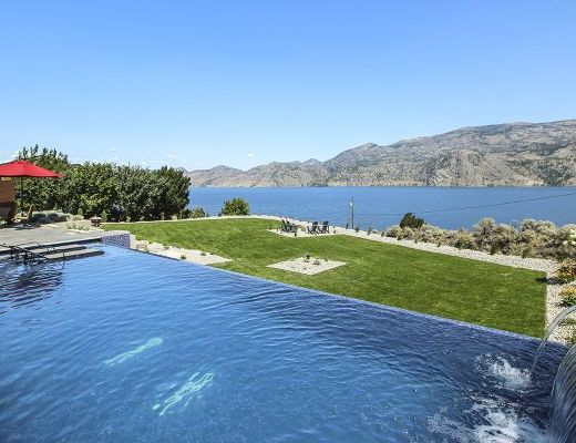 Okanagan Lakeview Retreat - 4 Bdrm w/ Pool HT - Summerland