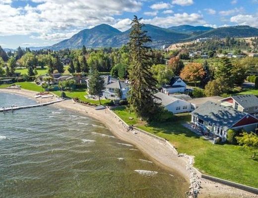 Summerland Family Retreat - 4 Bdrm - Summerland