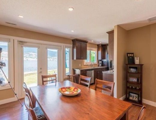 Summerland Family Retreat - 4 Bdrm - Summerland