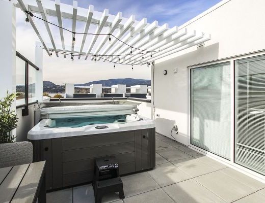 Sopa Square Townhouse #312 - 2 Bdrm HT - Kelowna 