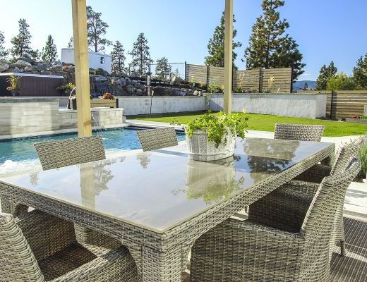 Hillside Hideaway - 4 Bdrm + Den w/ Pool - Kelowna (CVH)