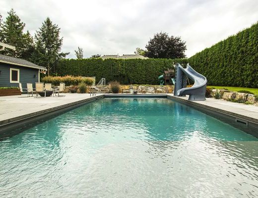 Family Oasis - 4 Bdrm w/ Pool HT - Kelowna