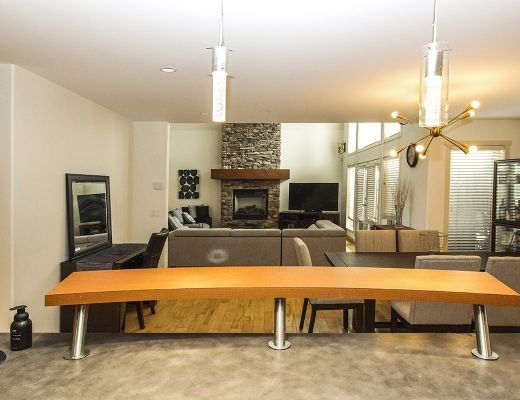 Stonebridge Estate - 4 Bdrm with Pool HT - Kelowna