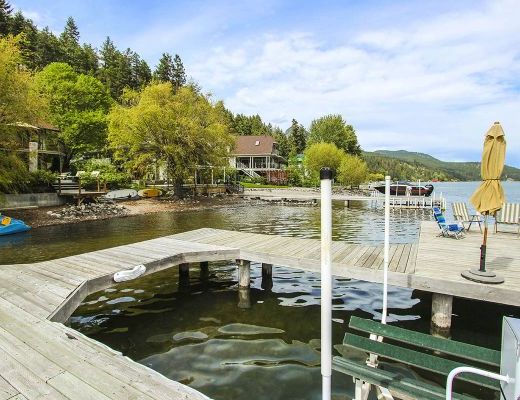 Willow Beach - 3 Bedroom Lakefront - Vernon