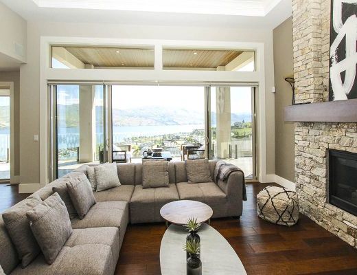 Vista Kelowna - 5 Bdrm HT w/Pool - West Kelowna (CVH)