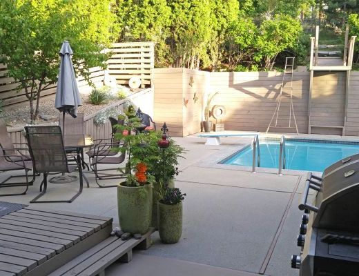 West Coast Oasis - 5 Bdrm w/ Pool - Kelowna