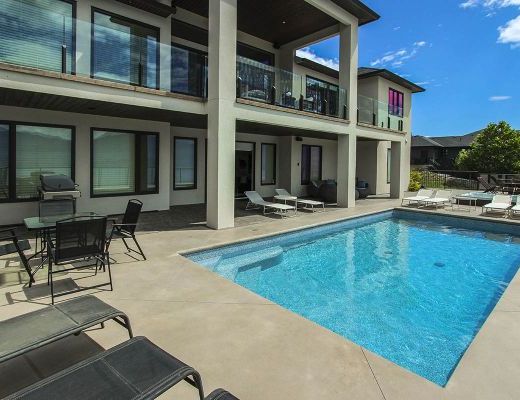 Vista Kelowna - 5 Bdrm HT w/Pool - West Kelowna (CVH)