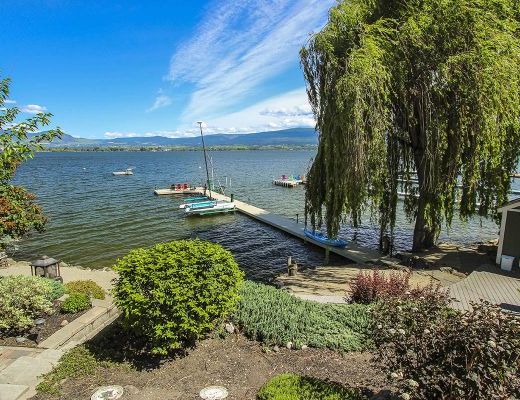 Lakeside Retreat - 5 Bdrm - West Kelowna (CVH)