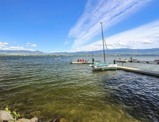 Lakeside Retreat - 5 Bdrm - West Kelowna (CVH)