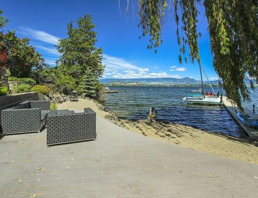 Lakeside Retreat - 5 Bdrm - West Kelowna (CVH)