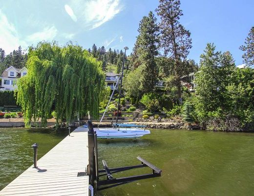 Lakeside Retreat - 5 Bdrm - West Kelowna (CVH)